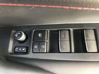 Toyota Corolla 1.8 VVT-i Hybrid Excel 5dr CVT