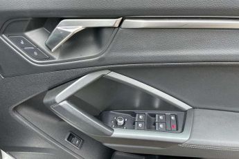 Audi Q3 35 TFSI Black Edition 5dr S Tronic