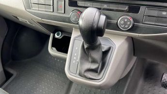Volkswagen Transporter 2.0 TDI 150 Highline Van DSG