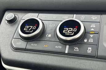 Land Rover Defender 3.0 D250 X-Dynamic SE 110 5dr Auto [7 Seat]