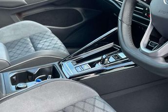 Volkswagen Golf 1.5 eTSI 150 R-Line 5dr DSG