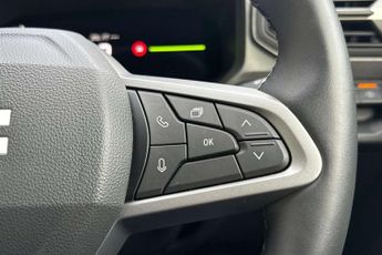 Dacia Journey 1.8 Hybrid 155 Journey 5dr Auto