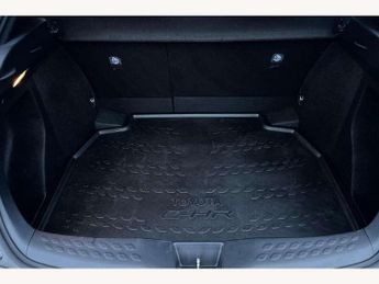 Toyota C-HR 1.8 Hybrid Icon 5dr CVT