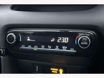 Toyota Yaris 1.5 Hybrid Icon 5dr CVT