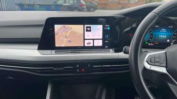 Volkswagen Golf 1.5 eTSI 150 Life 5dr DSG