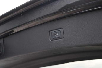 Audi Q7 55 TFSI Quattro S Line 5dr Tiptronic