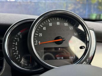 MINI Hatchback 5dr 2.0 Cooper S Exclusive 5dr Auto