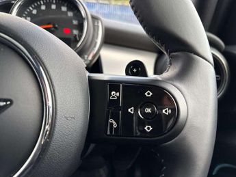 MINI Hatchback 5dr 2.0 Cooper S Exclusive 5dr Auto