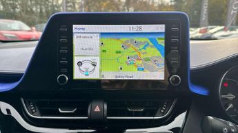 Toyota C-HR 2.0 Hybrid Dynamic 5dr CVT