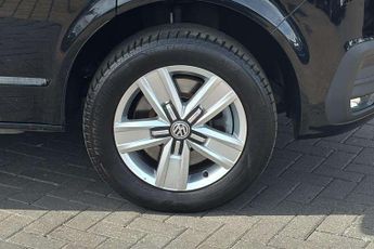 Volkswagen Transporter 2.0 BiTDI 204 Highline Kombi Van DSG