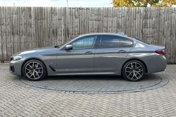 BMW 530 530d xDrive MHT M Sport 4dr Auto