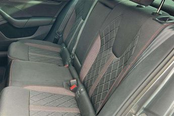 Skoda Octavia vRS 2.0 TSI vRS 5dr DSG