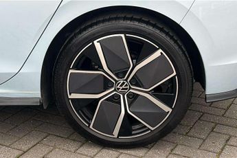 Volkswagen Golf 2.0 TDI 150 R-Line 5dr DSG