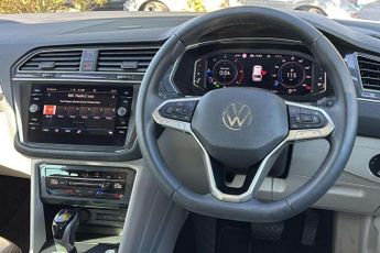 Volkswagen Tiguan 2.0 TDI 4Motion Elegance 5dr DSG