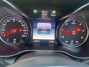 Mercedes-Benz C-Class C220d AMG Line 4dr 9G-Tronic