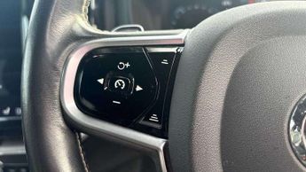 Volvo XC60 2.0 D4 R DESIGN 5dr Geartronic