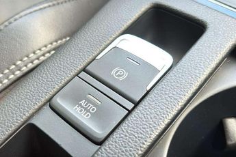 Volkswagen Passat Estate 2.0 TDI EVO SCR R-Line 5dr DSG