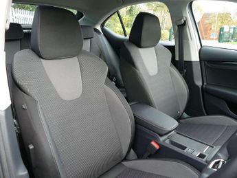 Skoda Octavia 1.4 TSI iV SE Technology DSG 5dr