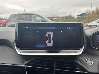 Peugeot 208 1.2 Hybrid 100 Allure 5dr e-DSC6