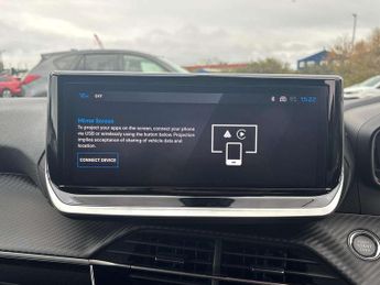 Peugeot 208 1.2 Hybrid 100 Allure 5dr e-DSC6