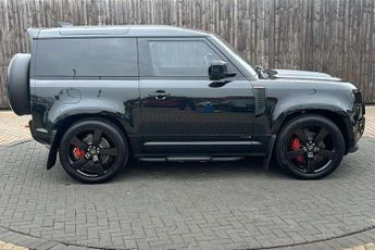 Land Rover Defender 3.0 D300 Hard Top X Auto