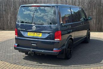 Volkswagen Transporter 2.0 BiTDI 199 Highline Kombi Van DSG