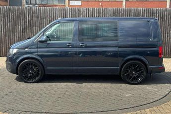 Volkswagen Transporter 2.0 BiTDI 199 Highline Kombi Van DSG