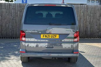 Volkswagen Transporter 2.0 BiTDI 204 Highline Kombi Van DSG