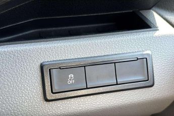 Volkswagen Transporter 2.0 BiTDI 204 Highline Kombi Van DSG