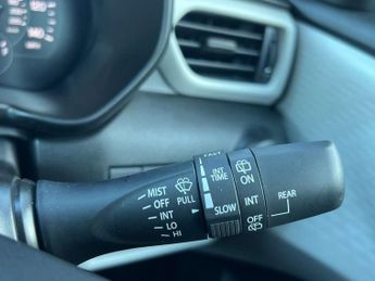 Suzuki Swift 1.2 Mild Hybrid Motion 5dr CVT