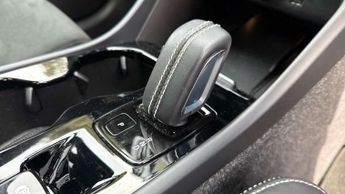 Volvo XC40 1.5 T5 Recharge PHEV R DESIGN 5dr Auto