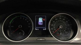 Volkswagen e-Golf 99kW e-Golf 35kWh 5dr Auto