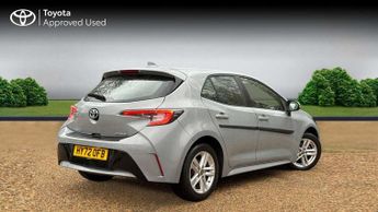 Toyota Corolla 1.8 VVT-i Hybrid Icon 5dr CVT
