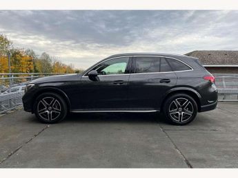 Mercedes-Benz GLC GLC 300 4Matic AMG Line 5dr 9G-Tronic