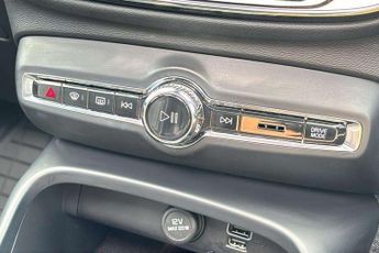 Volvo XC40 1.5 T3 [163] R DESIGN 5dr Geartronic