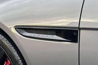 Jaguar XE 2.0 D200 R-Dynamic Black 4dr Auto