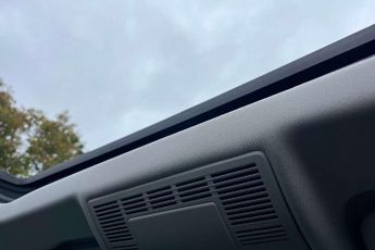 Volkswagen Touareg 3.0 TSI eHybrid 4Motion Elegance 5dr Tip Auto