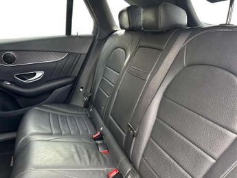 Mercedes-Benz GLC GLC 220d 4Matic AMG Line 5dr 9G-Tronic
