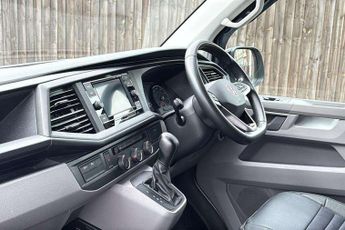Volkswagen Transporter 2.0 BiTDI 204 Highline Van DSG