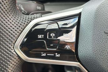 Volkswagen Golf GTI 2.0 TSI GTI 5dr DSG