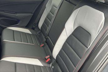 Volkswagen Golf GTi 2.0 TSI GTI 5dr DSG
