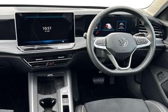 Volkswagen Passat Estate 1.5 TSI eHybrid Life 5dr DSG