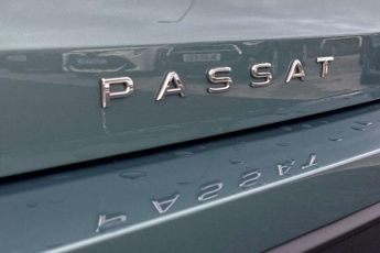 Volkswagen Passat Estate 1.5 TSI eHybrid Life 5dr DSG