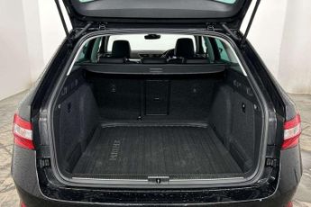 Skoda Superb Estate 2.0 TDI CR SE Technology 5dr DSG