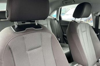 Audi A4 35 TFSI Technik 4dr S Tronic