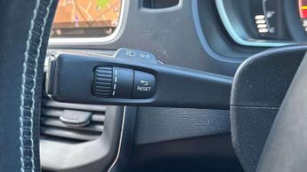 Volvo V40 D4 [190] R DESIGN Pro 5dr Geartronic
