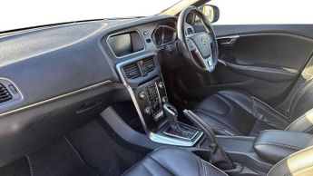 Volvo V40 D4 [190] R DESIGN Pro 5dr Geartronic