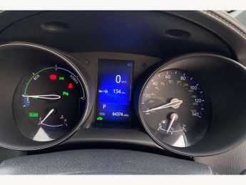 Toyota C-HR 1.8 Hybrid Dynamic 5dr CVT