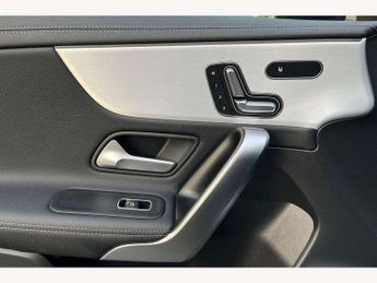 Mercedes-Benz CLA Shooting Brake CLA 220d AMG Line Premium Plus 5dr Tip Auto