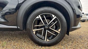 Nissan Juke 1.0 DiG-T N-Connecta 5dr DCT